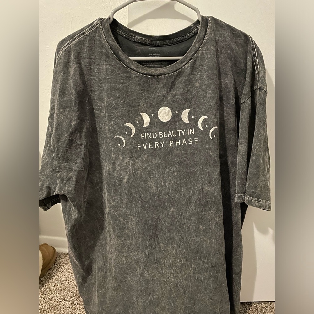 Moon oversized tee